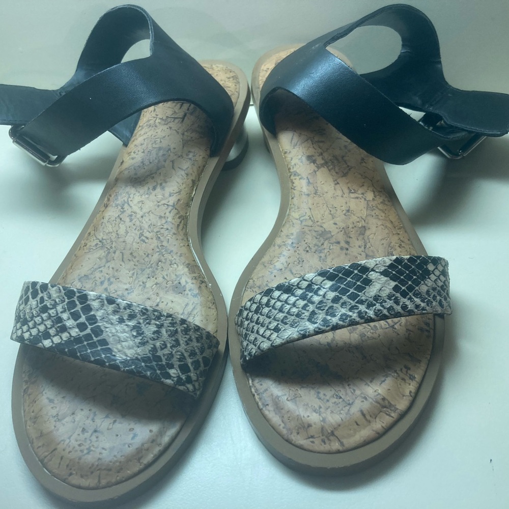 Black and Tan Women's Sandals